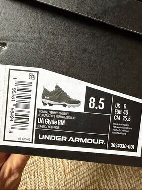 Women’s Under Armour  cleats UA glide RM cleats brand new